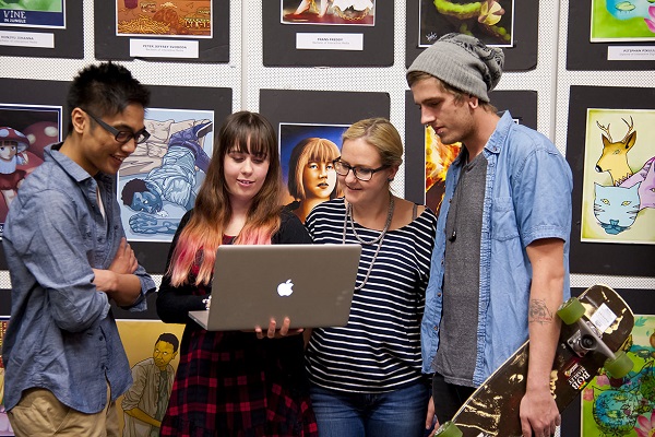 art students in australia with laptop